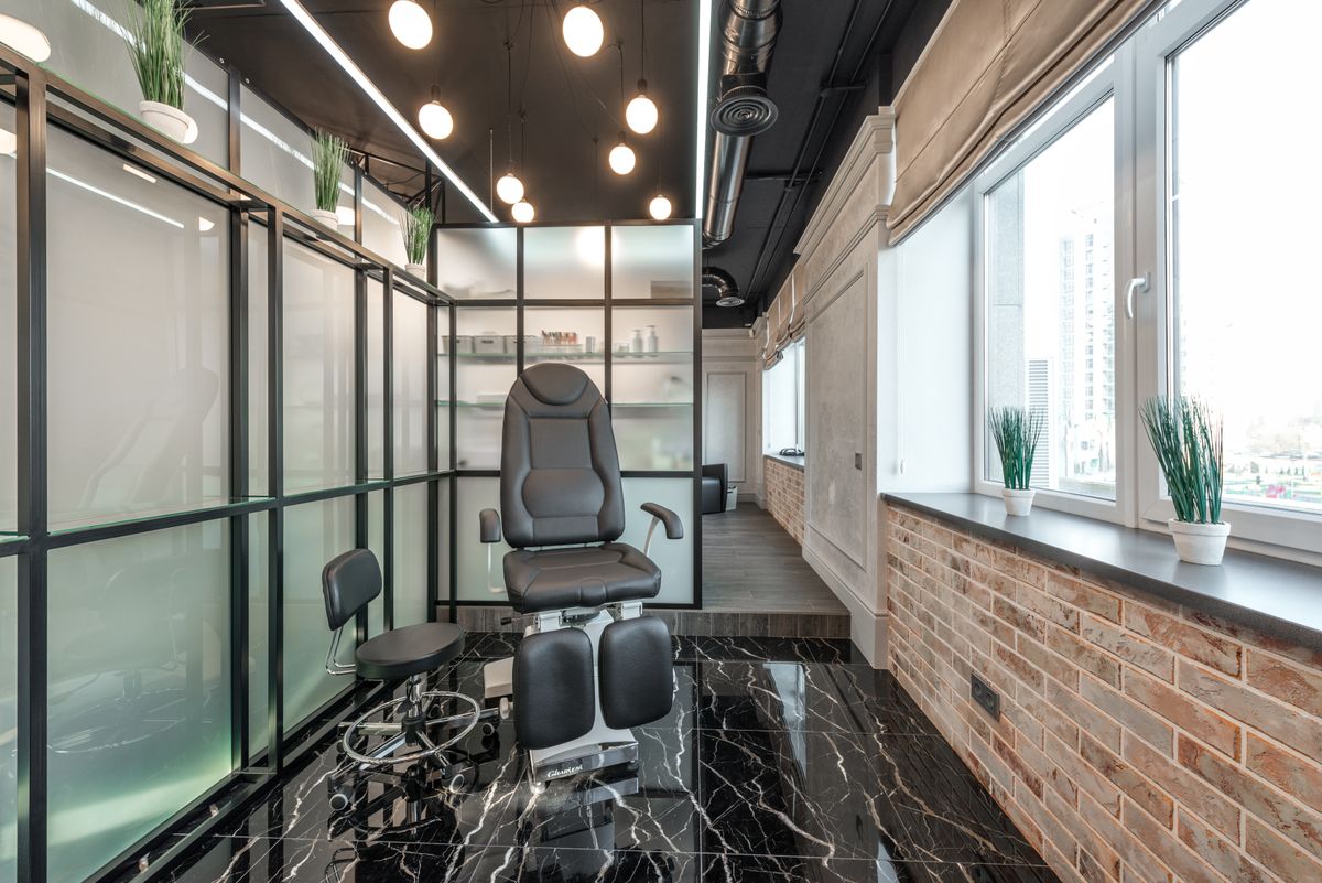 Calm, clean salon interior at London Nails Chicago